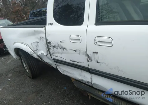 2003 Toyota Tundra Sr5 z USA, uszkodzony, nr VIN 5TBBT44113S425909